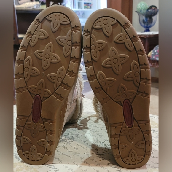 EUC BareTraps Suede Boots Size 8M - Picture 3 of 5